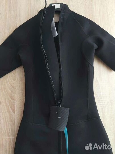 Гидрокостюм decathlon (костюм для плавания)