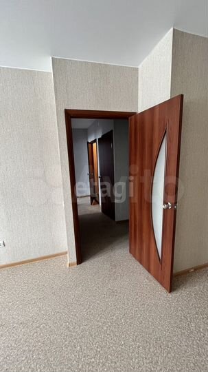 2-к. квартира, 44 м², 1/9 эт.