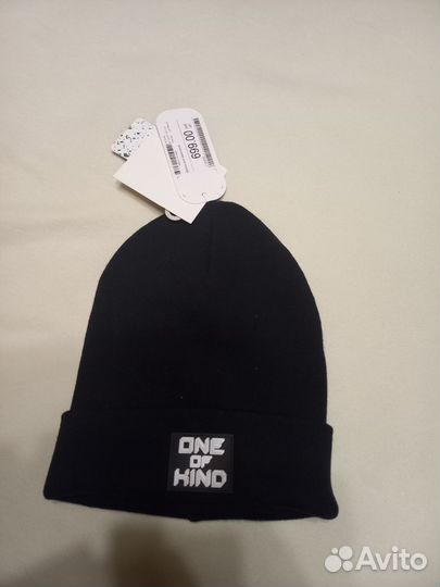 Шапка новая, подростковая