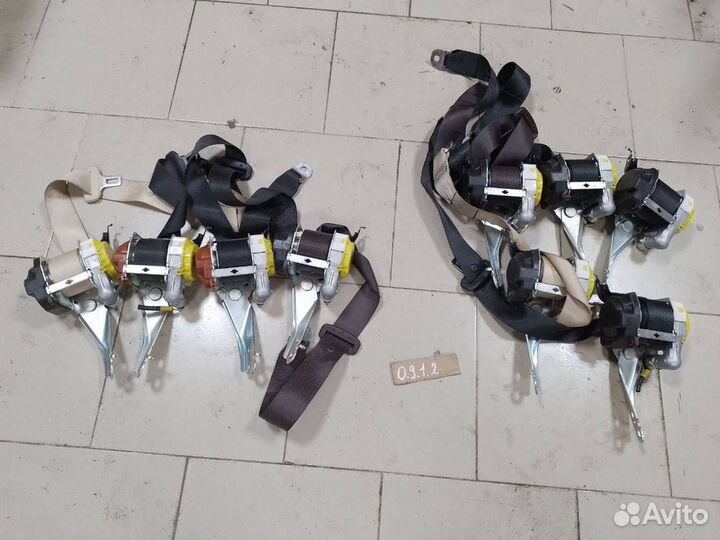 Ремень безопасности задний lexus rx 4