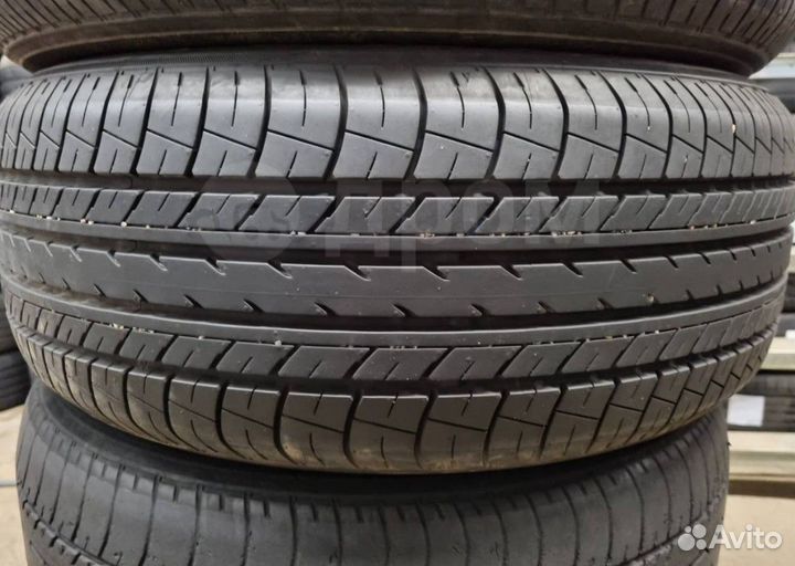 Yokohama dB Decibel E70 215/55 R17