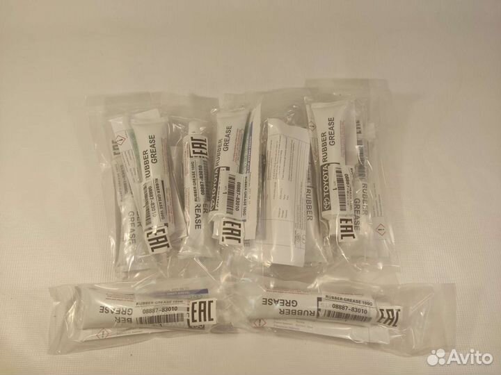 Смазка напр. тормозного суппорта Toyota 100г