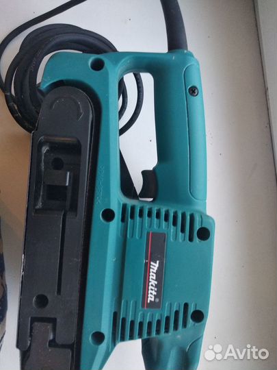 Шлифовально-ленточная Makita 9910