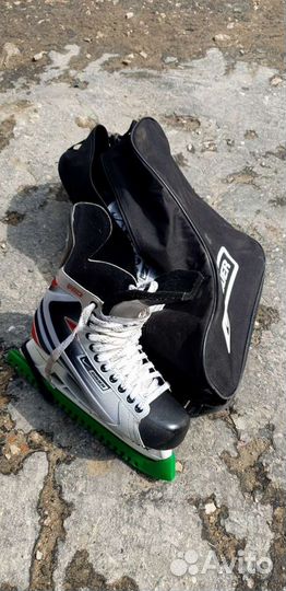 Хоккейные коньки Bauer Vapor
