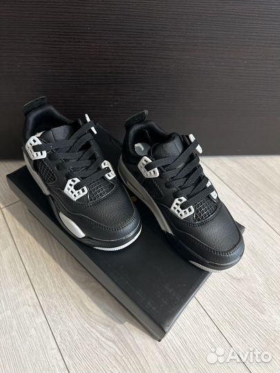 Кроссовки nike air jordan 4 детские 31-36