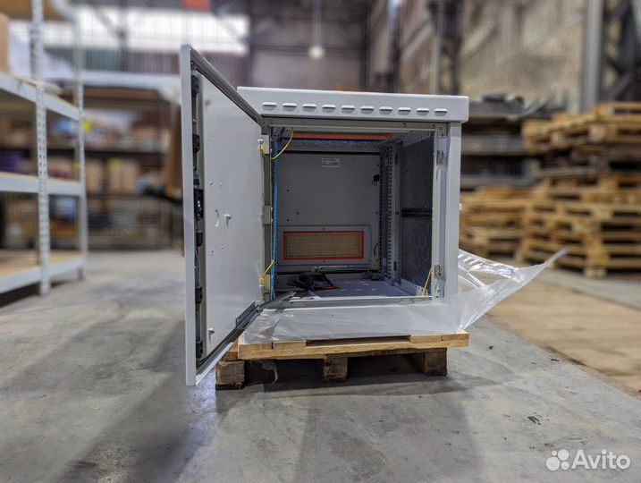 Шкаф телекоммуникационный уличный всепогодный 12U