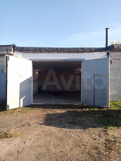 Гараж, > 30 м²