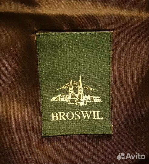 Мужской классический костюм