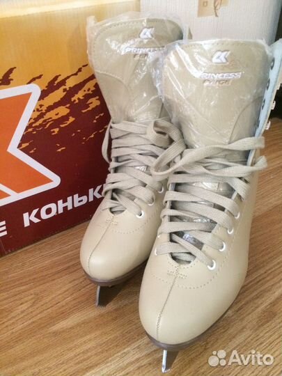 Коньки фигурные