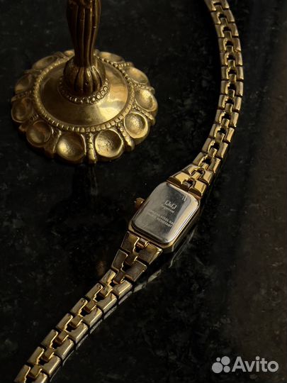 Винтажные часы QQ