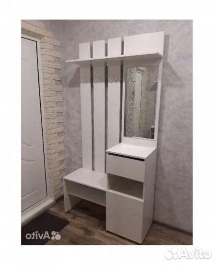 Тумба белая