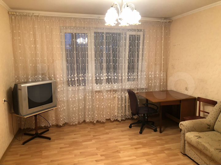 3-к. квартира, 65 м², 2/10 эт.