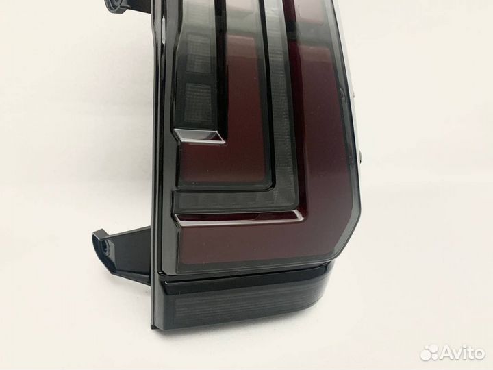 Стоп-сигналы Toyota Land Cruiser Prado 2017-2023