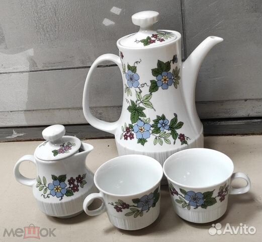 Чайный сервиз на две персоны 