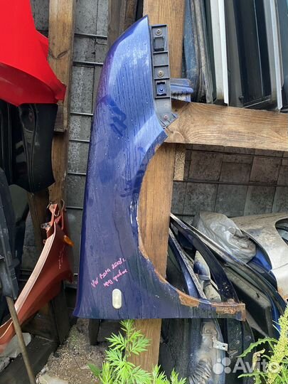 Крыло переднее правое VW Golf4\Bora