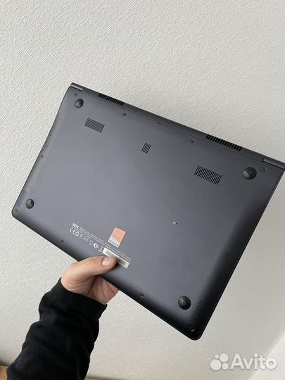 Ультрабук ноутбук Samsung