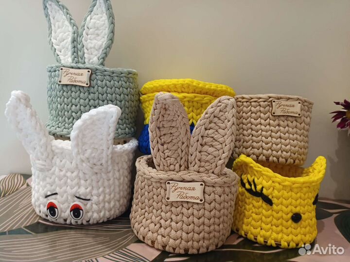 Корзинка вязаная