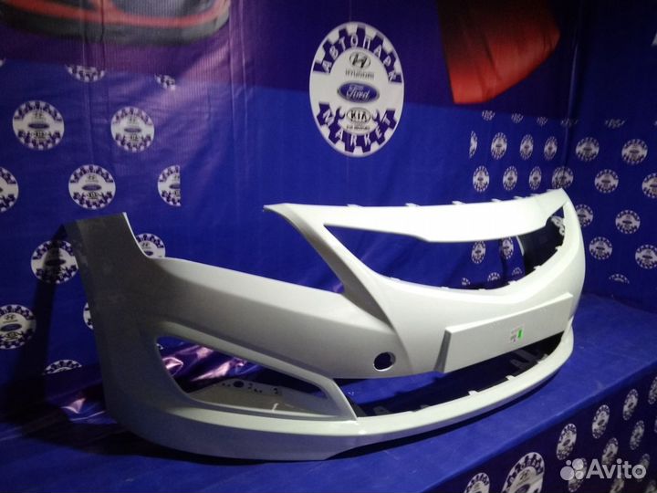 Бампер передний Hyundai Solaris (15) белый