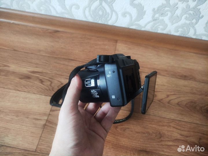 Цифровой фотоаппарат Nikon Coolpix B500