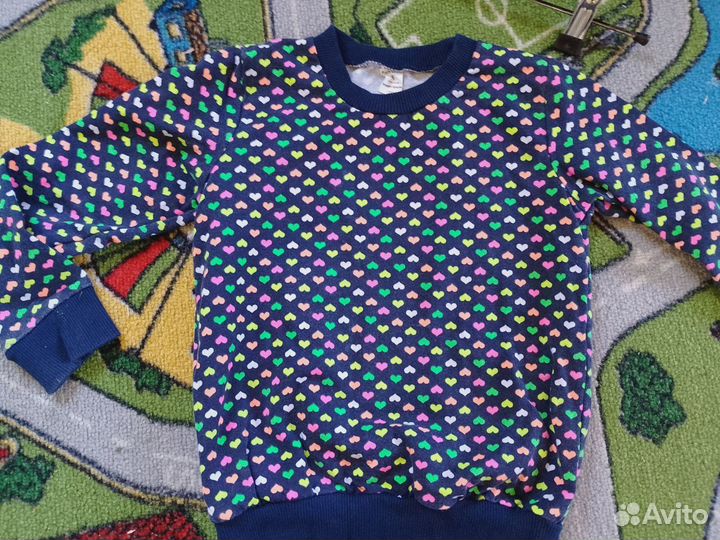 Одежда для девочки 100-104 см. Пакетом
