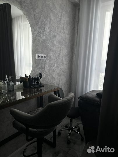 Работа мастер бровист