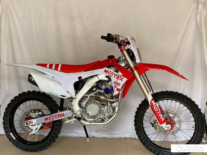 Мотоцикл motax LD 300