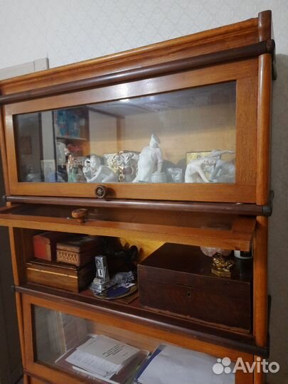 Книжный шкаф СССР