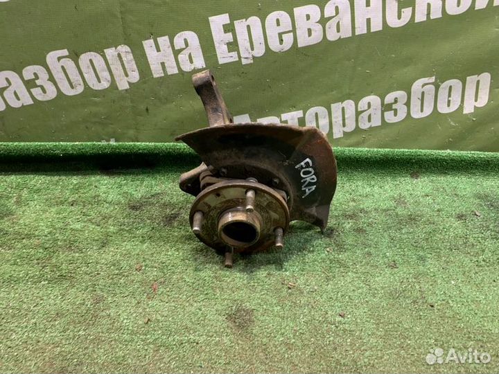 Кулак поворотный передний левый Chery Fora A21