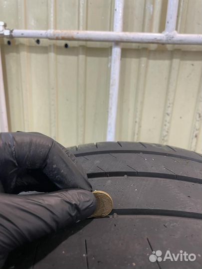 Michelin Pilot Sport 4 S 255/35 R20 и 295/30 R20