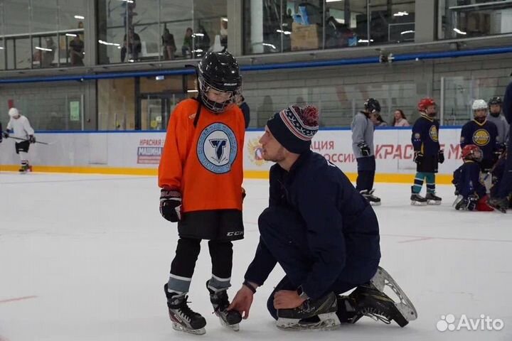 Тренер по хоккею