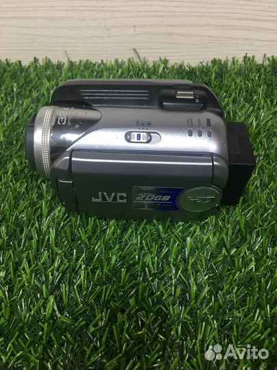 Продам видиокамеру Jvs