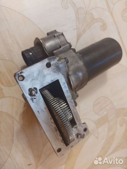 Рычаги передние нижнте w 140