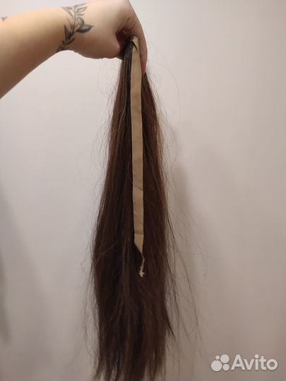 Хвост на заколках