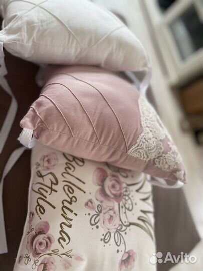 Бортики в детскую кроватку для девочки