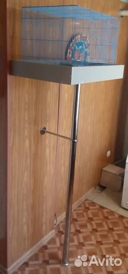 Большая клетка для птиц