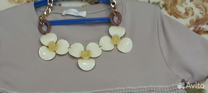 Колье цветочное