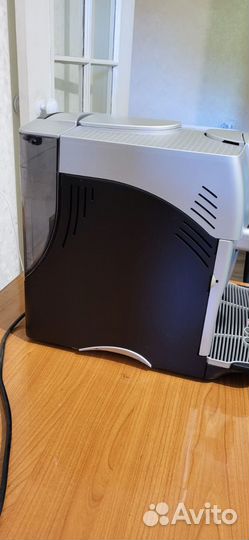 Кофемашина saeco incanto