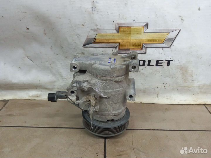 Оригинал компрессор кондиционера Киа Рио 3 77т.км