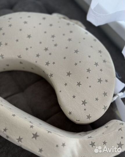 Подушка для кормления грудью