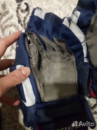 Краги хоккейные