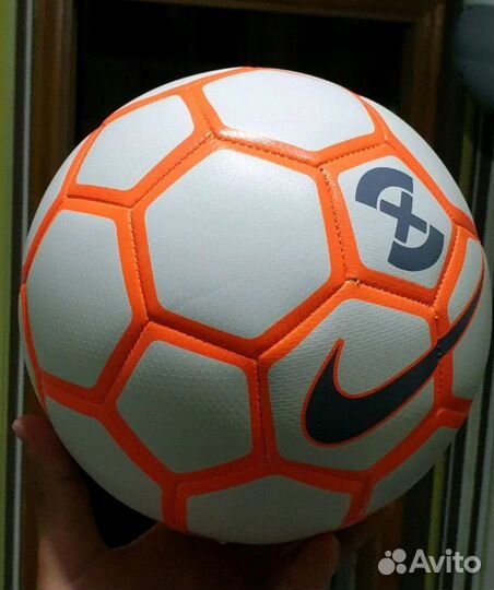 Мяч Nike Strike, Premiere Team, Magia, Ordem V