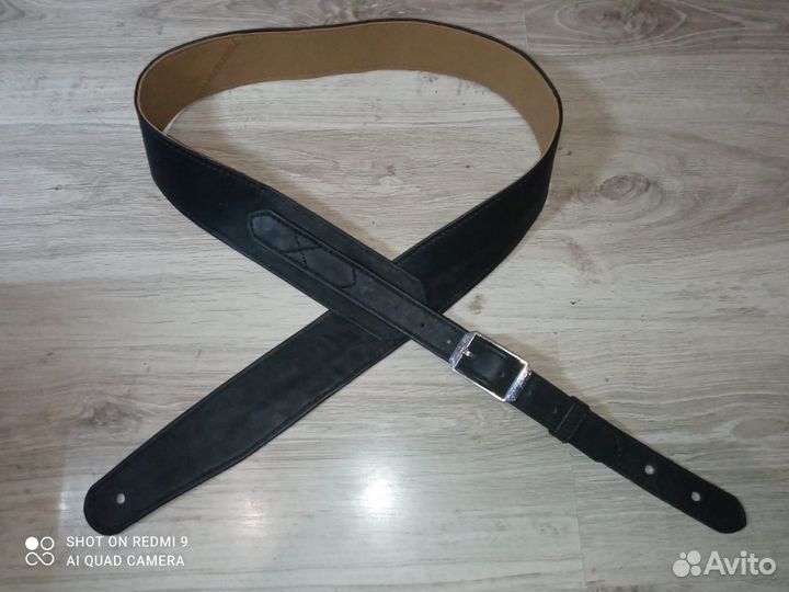 Кожаный гитарный ремень