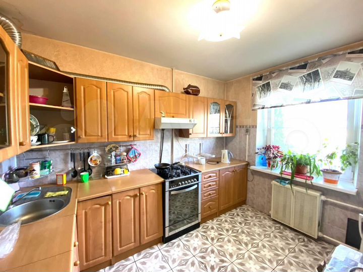 2-к. квартира, 60 м², 3/9 эт.