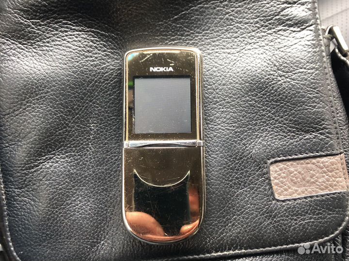 Nokia 8800 Gold Arte, 4 ГБ