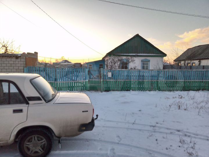 Дом 48 м² на участке 12 га