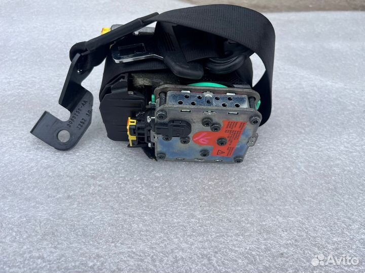 Ремень безопасности Audi Q5