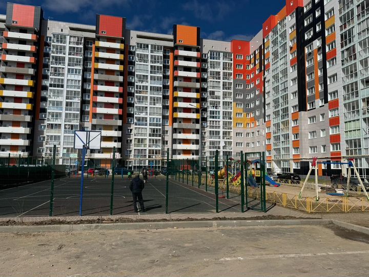 2-к. квартира, 76 м², 6/10 эт.