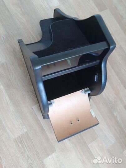 Яшик для инструмента