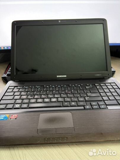 Ноутбук Samsung R540