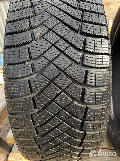 Pirelli Ice Zero FR 225/45 R17 94H